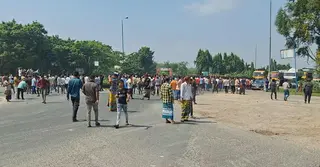 ময়মনসিংহ বিভাগের অন্তর্ভুক্তি প্রস্তাবনার প্রতিবাদে টাঙ্গাইলে সড়ক অবরোধ